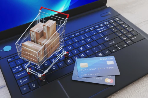 E-Commerce — Support & Conversion-Assist